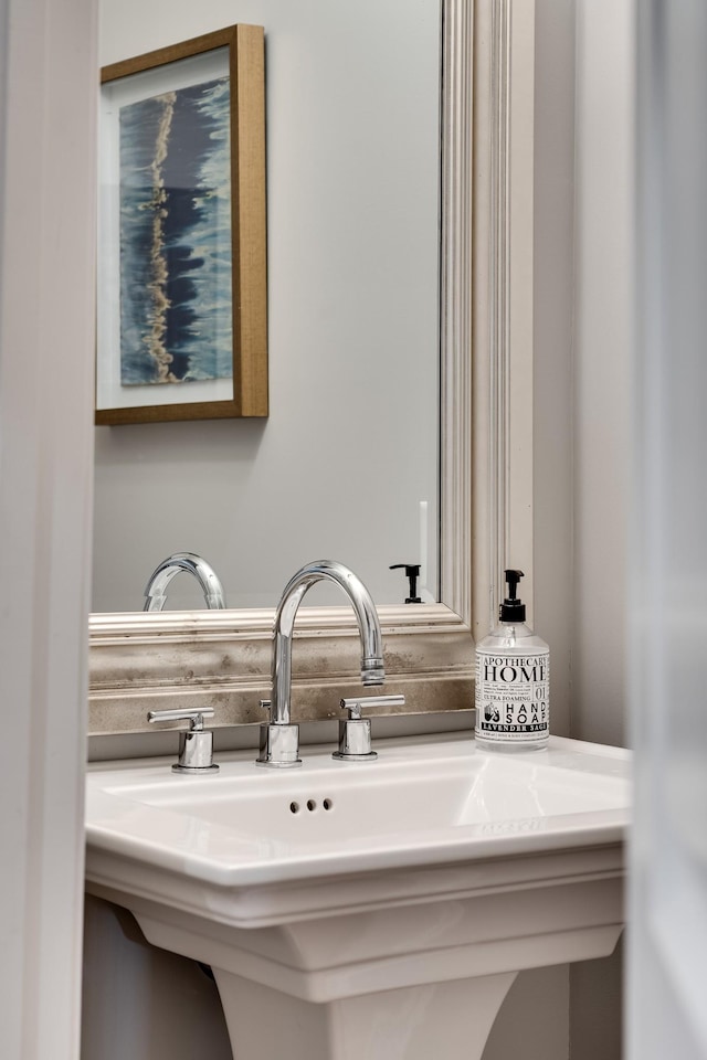 139 Thornwood Pl, Hendersonville, TN 37075 - bathroom featuring a sink