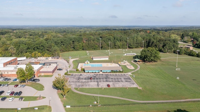 bird's eye view with a view of trees