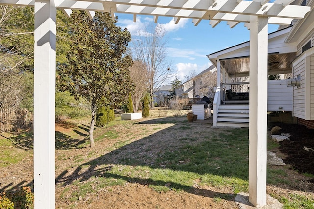 view of yard featuring a pergola