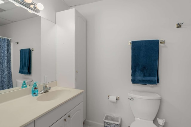 6545 Chessington Dr, Nashville, TN 37221 - full bathroom featuring vanity and toilet