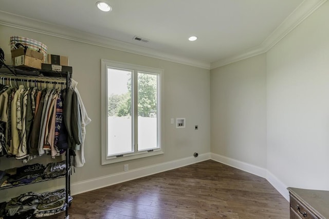 laundry room with visible vents, laundry area, electric dryer hookup, and crown molding