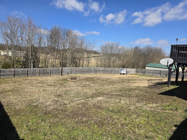 view of yard with fence