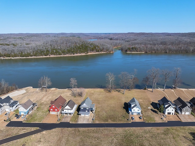 Listing photo 3 for 1194 Miracle Rd, Decaturville TN 38329