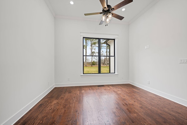 unfurnished room featuring ceiling fan, recessed lighting, baseboards, ornamental molding, and dark wood-style floors