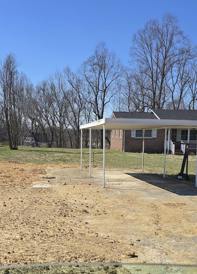 Listing photo 2 for 403 N Mountain St, Smithville TN 37166