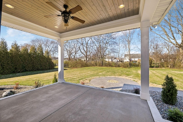 view of patio with ceiling fan