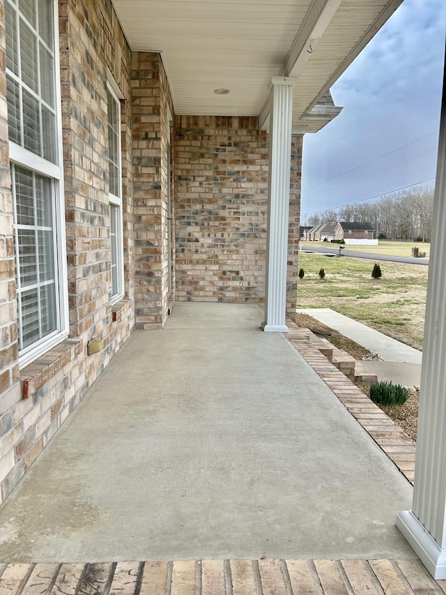 view of patio / terrace with covered porch