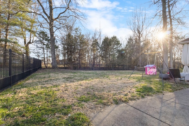 view of yard featuring a fenced backyard