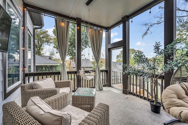 view of sunroom / solarium