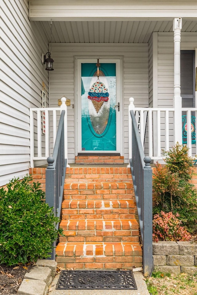 view of property entrance