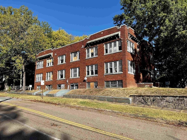 view of building exterior