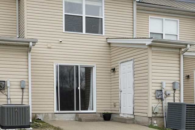 1382 Rural Hill Rd Unit 148, Antioch, TN 37013 - rear view of property with central AC