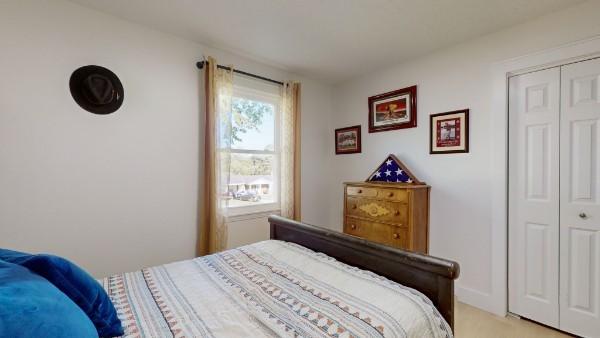 bedroom featuring a closet