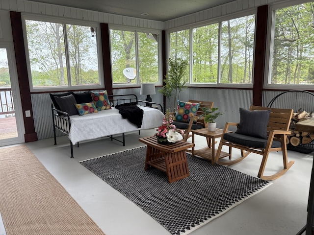 sunroom with an outdoor hangout area