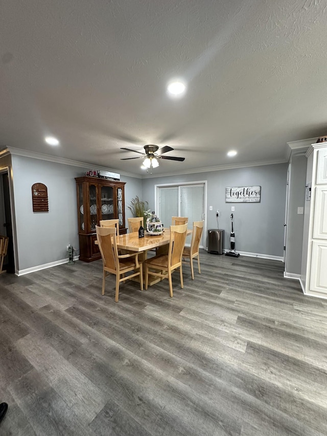 579 Old Celina Rd, Allons, TN 38541 - dining area with baseboards, wood finished floors, and crown molding