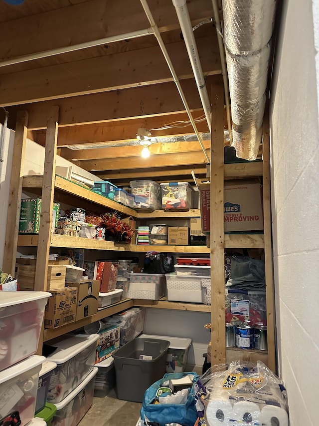 579 Old Celina Rd, Allons, TN 38541 - view of storage room