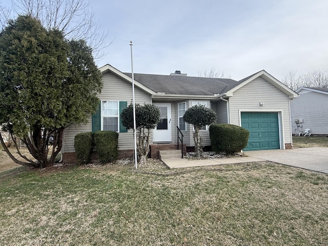 ranch-style house with entry steps, a garage, a shingled roof, driveway, and a front lawn