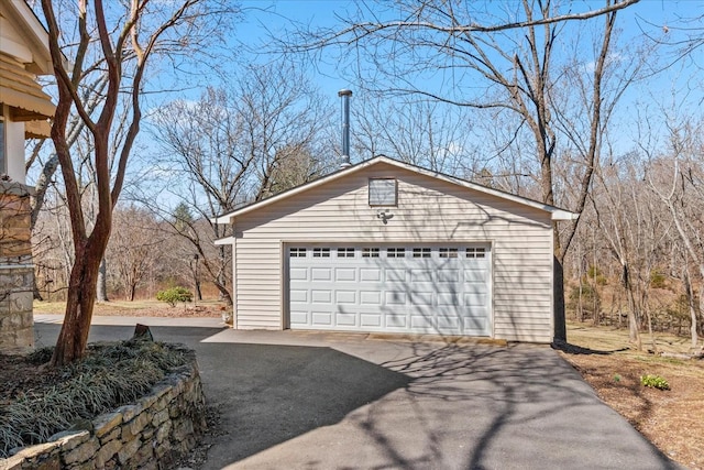 view of detached garage