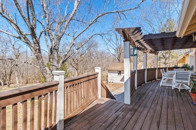 deck featuring outdoor dining space