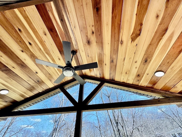 exterior details with a ceiling fan