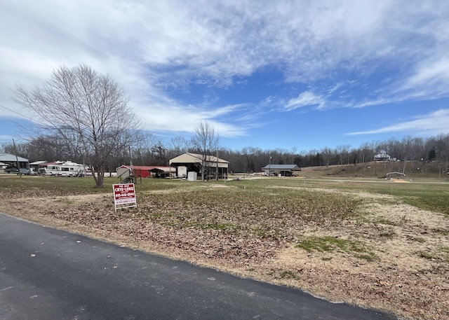 Listing photo 3 for 0 Wc Pickett Rd, Clifton TN 38425