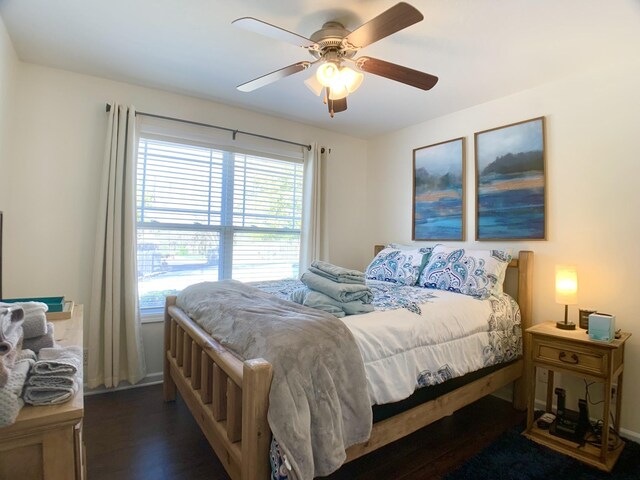 1016 Sunset Dr, Clarksville, TN 37040 - bedroom featuring wood finished floors and ceiling fan