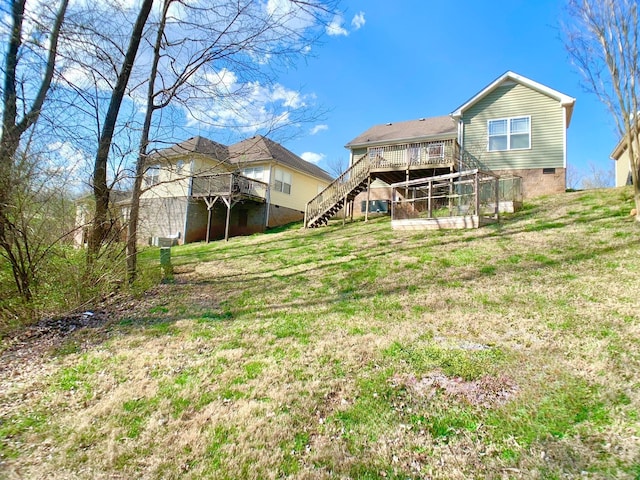 1016 Sunset Dr, Clarksville, TN 37040 - back of house featuring a deck, stairway, a yard, and crawl space