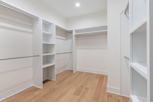 856 Tucker Rd, Dickson, TN 37055 - walk in closet featuring light wood finished floors