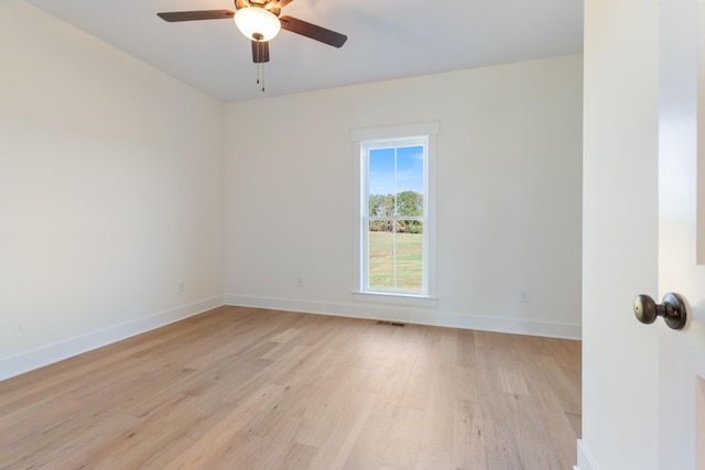 856 Tucker Rd, Dickson, TN 37055 - unfurnished room with light wood-type flooring and ceiling fan