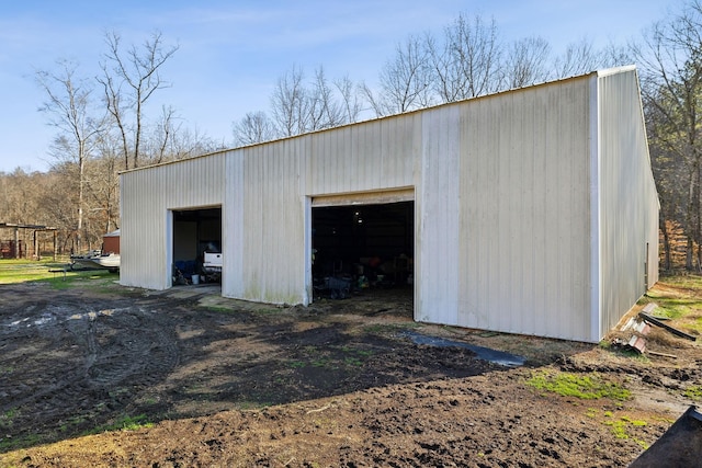 view of detached garage