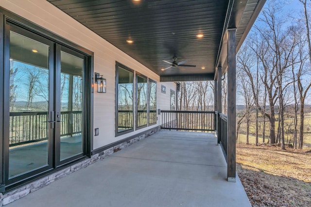 view of patio with covered porch and ceiling fan