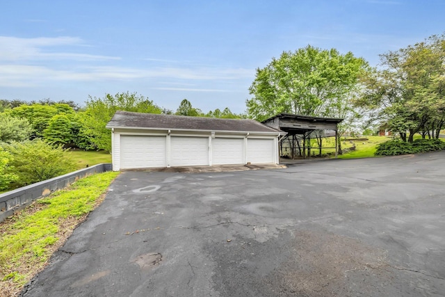 253 Main St, Ducktown, TN 37326 - view of detached garage