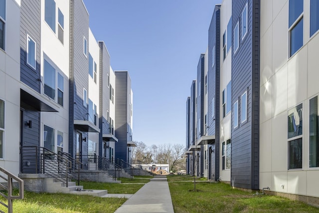 view of road featuring a residential view