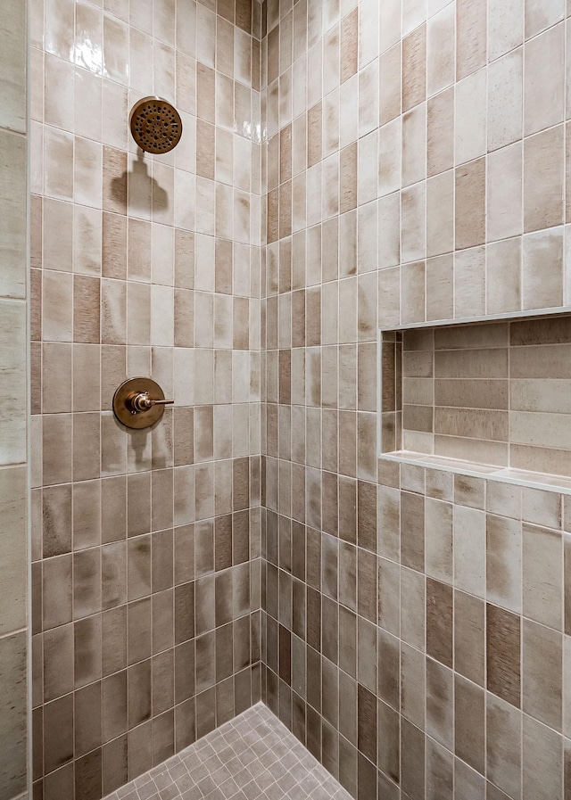 1036 Hidden River Rd, Rock Island, TN 38581 - bathroom featuring tiled shower