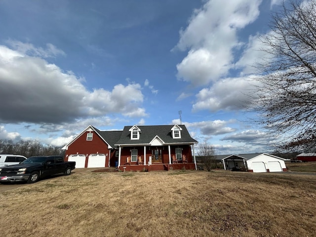 view of front of home featuring a carport, a porch, and a front lawn