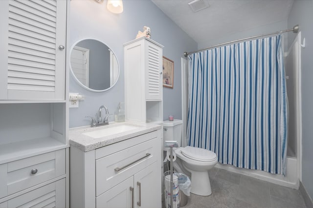 bathroom featuring tile patterned floors, visible vents, toilet, shower / tub combo with curtain, and vanity