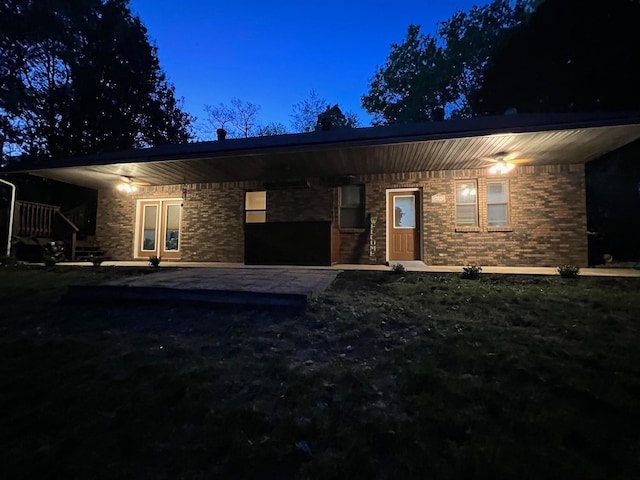 view of front facade with brick siding