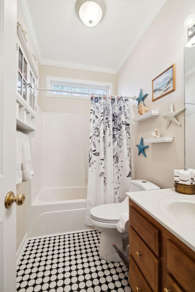 bathroom featuring vanity, toilet, shower / tub combo with curtain, and crown molding