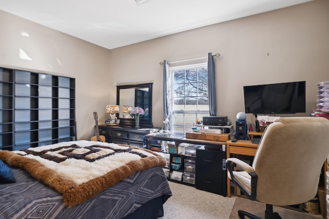 bedroom with carpet flooring