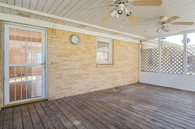 478 S Grundy Quarles Hwy, Gainesboro, TN 38562 - deck featuring a ceiling fan