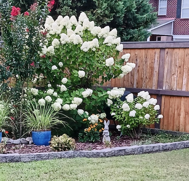 view of yard featuring fence