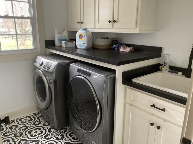200 Marlin Rd, White House, TN 37188 - clothes washing area with a sink, cabinet space, independent washer and dryer, and tile patterned flooring
