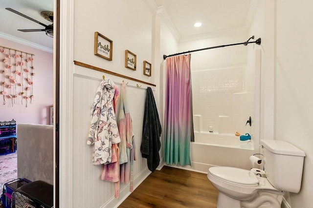 full bath with wood finished floors, toilet, ceiling fan, and ornamental molding