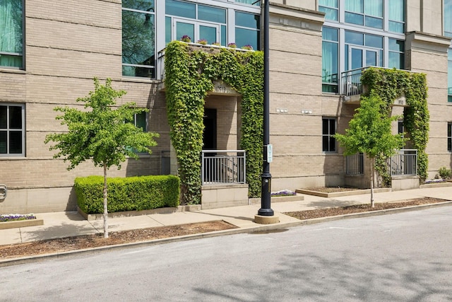 1912 Adelicia St, Nashville, TN 37212 - property entrance with brick siding