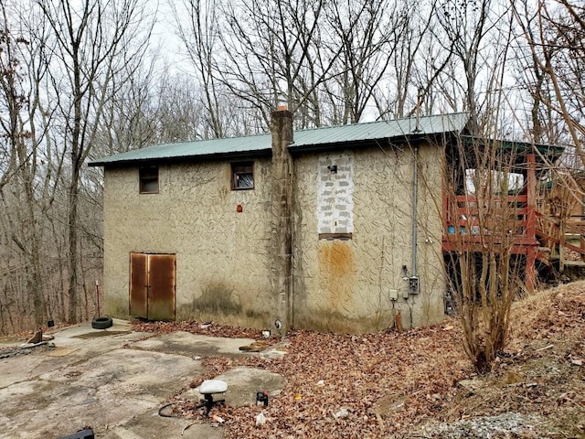 view of outdoor structure