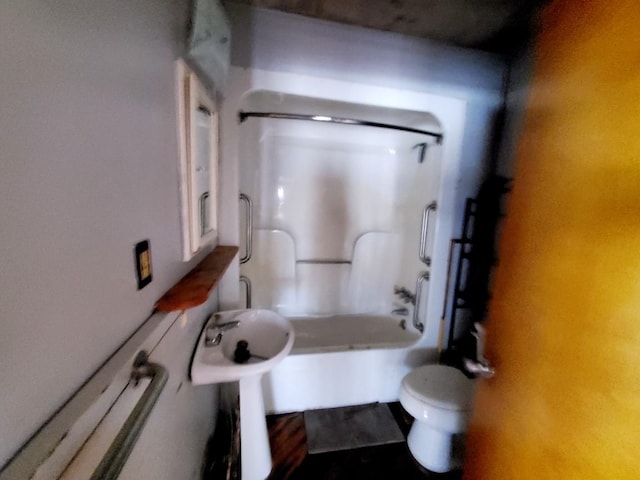 full bathroom with shower / bathtub combination and toilet