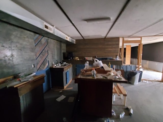 dining space with visible vents and concrete flooring