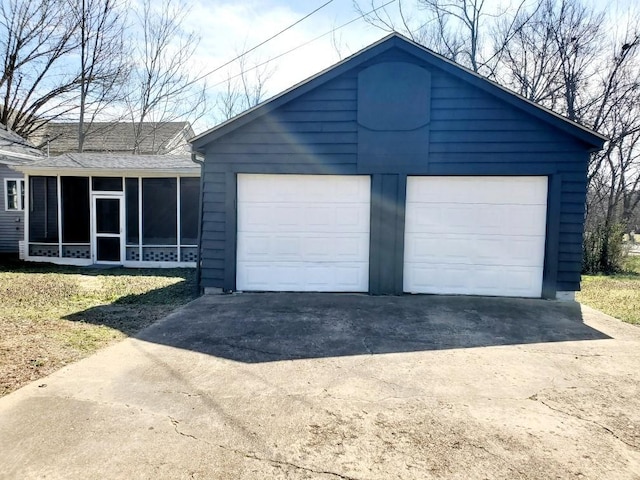 view of detached garage