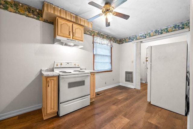 kitchen featuring visible vents, under cabinet range hood, dark wood-style floors, electric stove, and heating unit