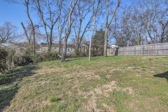 view of yard featuring fence